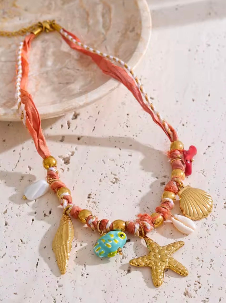 COLLAR ESTRELLA ROSA