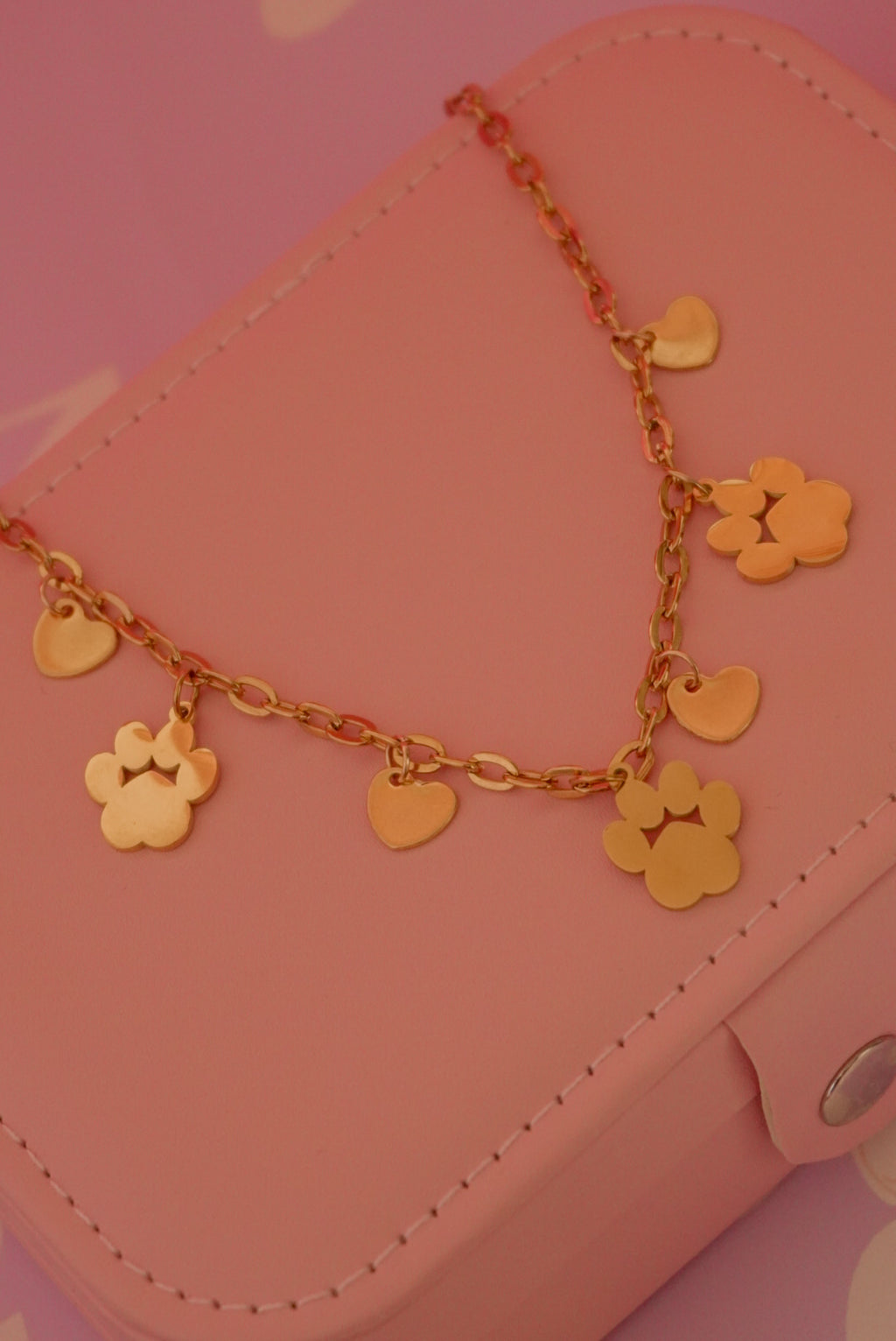 Collar Huellitas