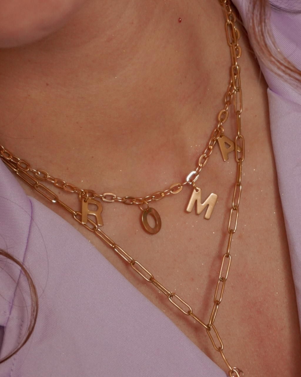Collar con nombre de mascota