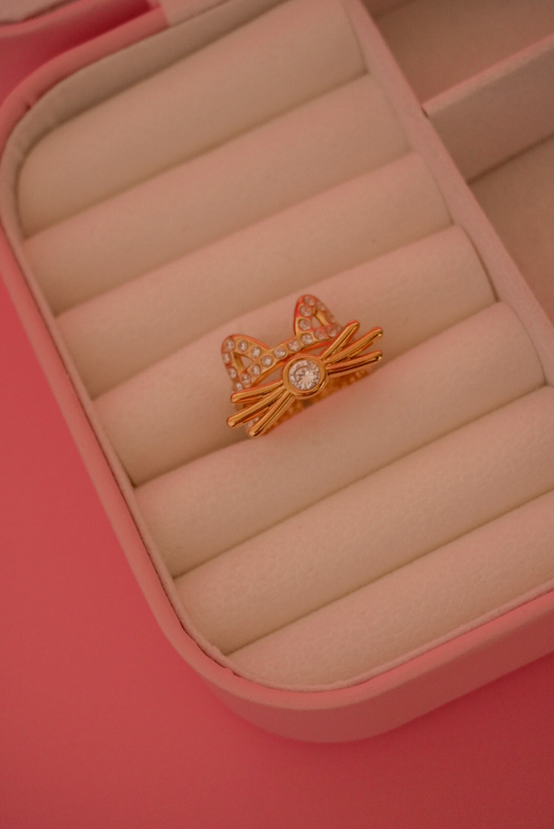 Anillo Lucy