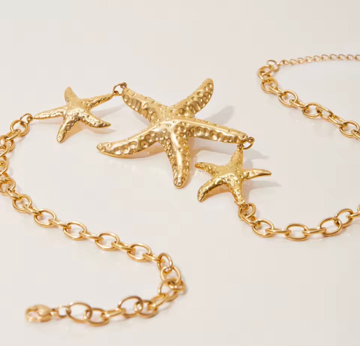 COLLAR TRES ESTRELLAS